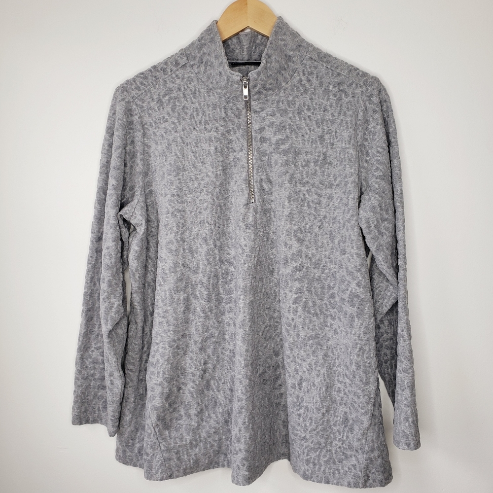 Susan Graver Weekend Burnout Jacquard Half Zip Pullover Top Size 1X Gray Casual